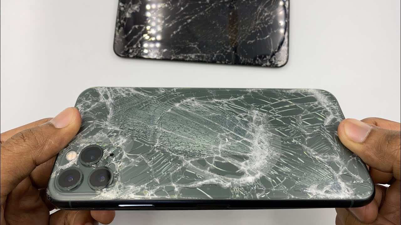 Khi nào nên thay kính lưng iphone chính hãng?