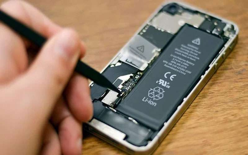 Một dịch vụ thay pin uy tín cần mang lại điều gì?